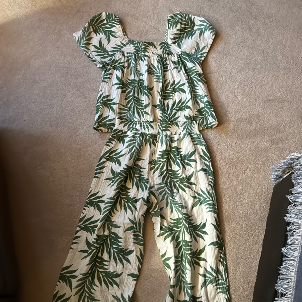 2 Piece Set - image 1